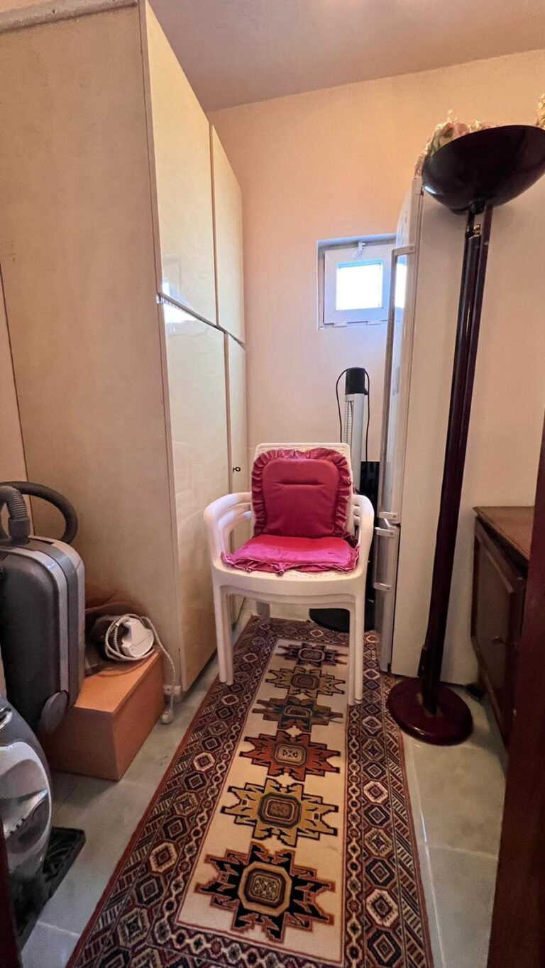 8e94f9ea-9504-426a-b7b4-1855960d985e