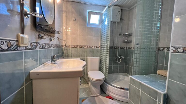 929e977d-f2e6-4568-9070-26dc7e54fadc