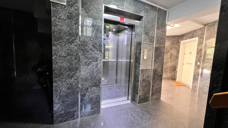 abc6a5cf-4e7c-4a61-bac9-30a6ecb8095d