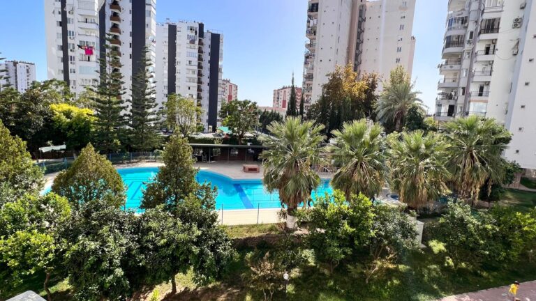 fdf6d728-f4a4-42b5-b7ce-8224fb7b1c03