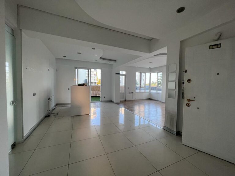 a9186349-edfa-4c44-a7a9-58e161b57044